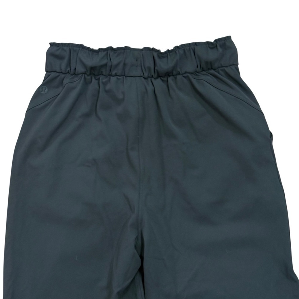 Lululemon Keep Moving Pant 7/8 High Rise Black Elastic Waist Travel Size 4 - Picture 5 of 8